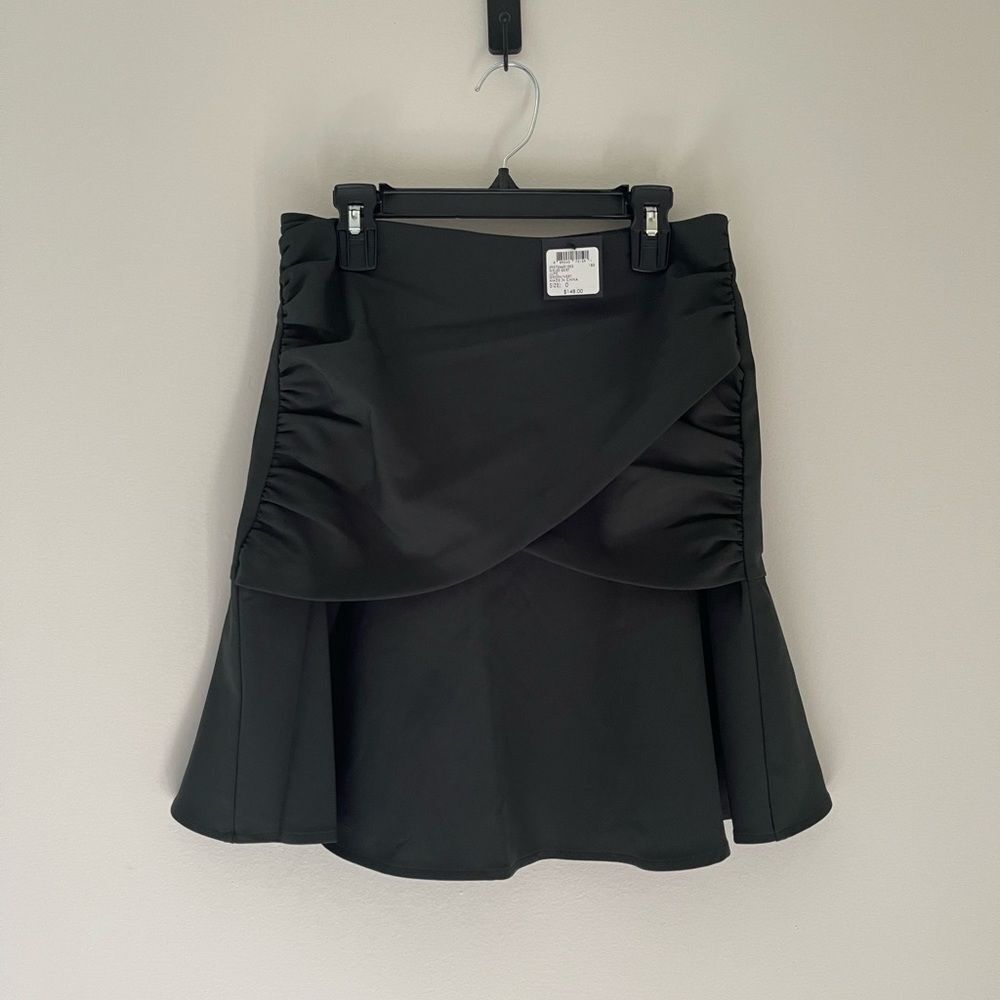 NWOT CLUB MONACO Welse Skirt in Green - Picture 4 of 9
